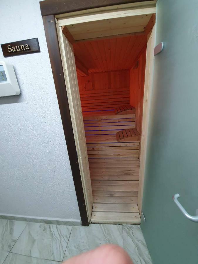 Guesthouse Nefertiti 斯莫梁 外观 照片