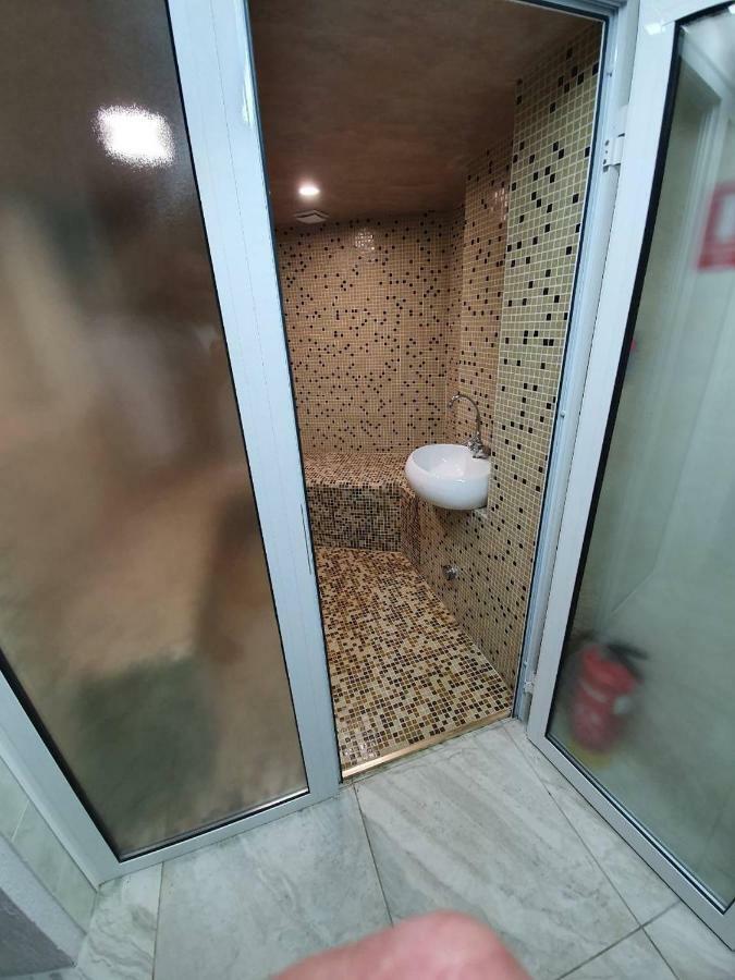 Guesthouse Nefertiti 斯莫梁 外观 照片
